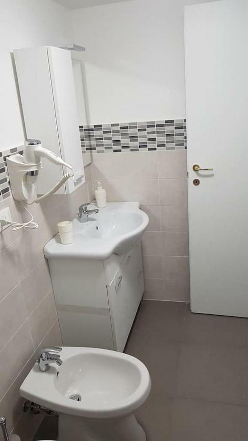 Solari7 Lägenhet Milano Exteriör bild